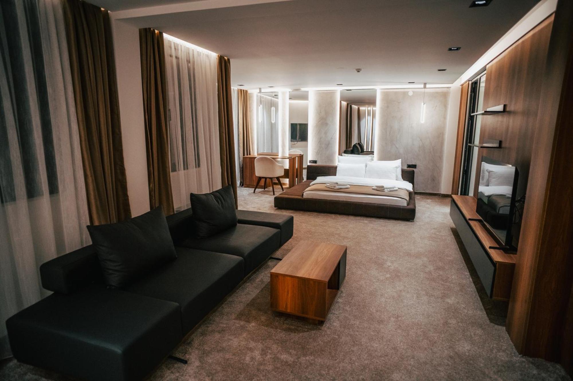Hotel Bavka Leskovac  Exteriér fotografie